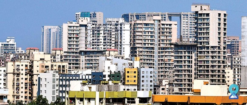 What are some attractions at the coworking space in Navi Mumbai?