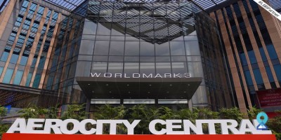 Which is the best location in Delhi for getting a seat in a serviced office