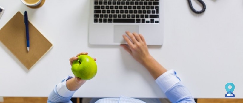 How to Decorate Your Workstation at Your Office Space