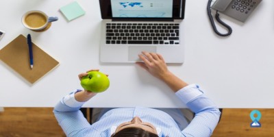 How to Decorate Your Workstation at Your Office Space