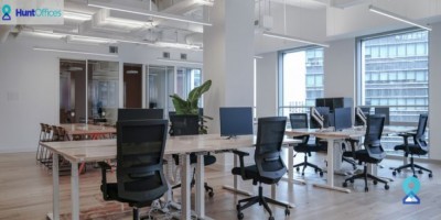 Choosing Between Open Desks and Private Offices