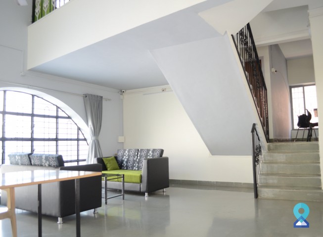 Business Centre in Anand Nagar, Pune