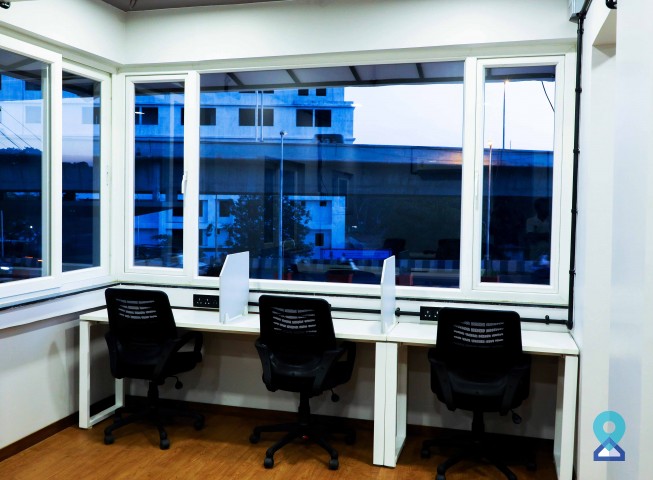 Co-Working Space in Majuragte, Surat