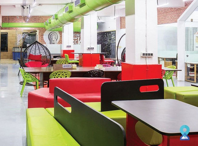 Business Centre in Thane West, Mumbai